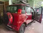 Mahindra Quanto 2013 Diesel 120000 Km Driven, 7 seaters.