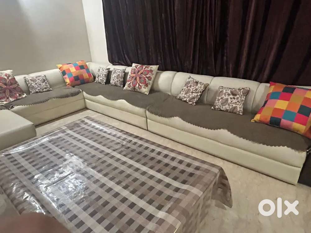 11 seater sofa set with center table