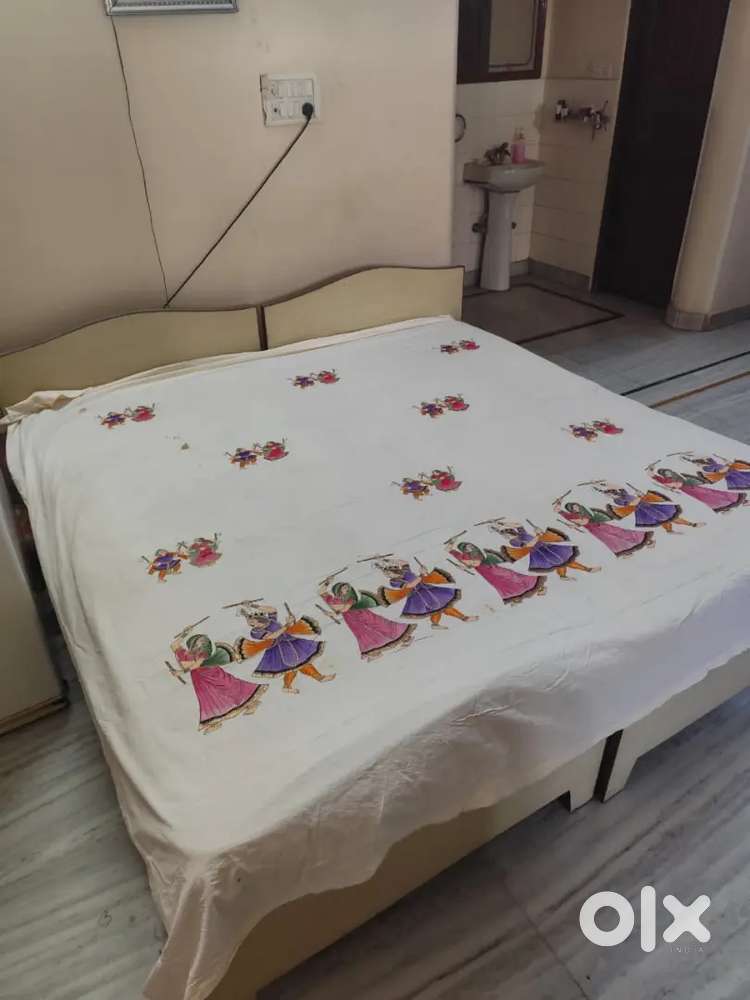 Wooden king size Bed