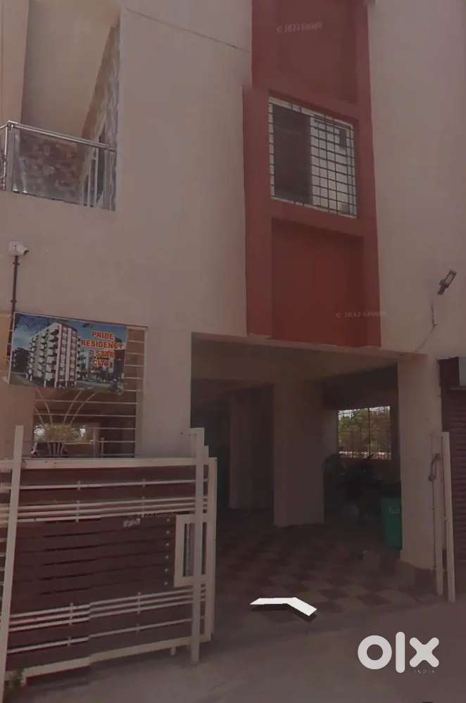 Leaving in 1BHK need 1 Roomate