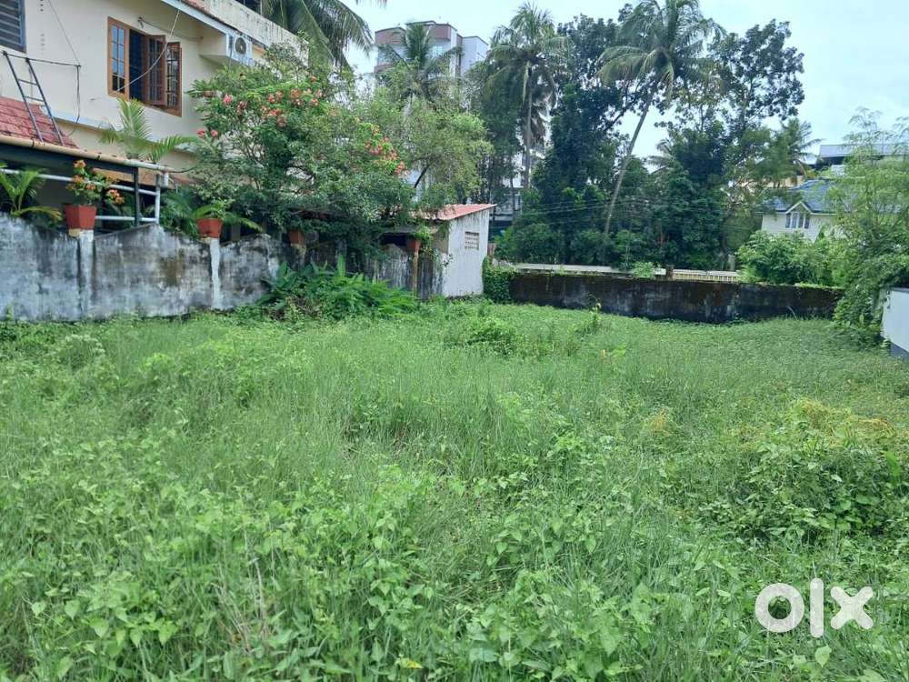 7 Cents of Residential Property in Vyttila, Subash chandra Road.