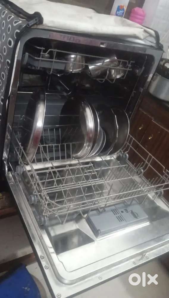 Voltas Beko Dish washer in Good condition