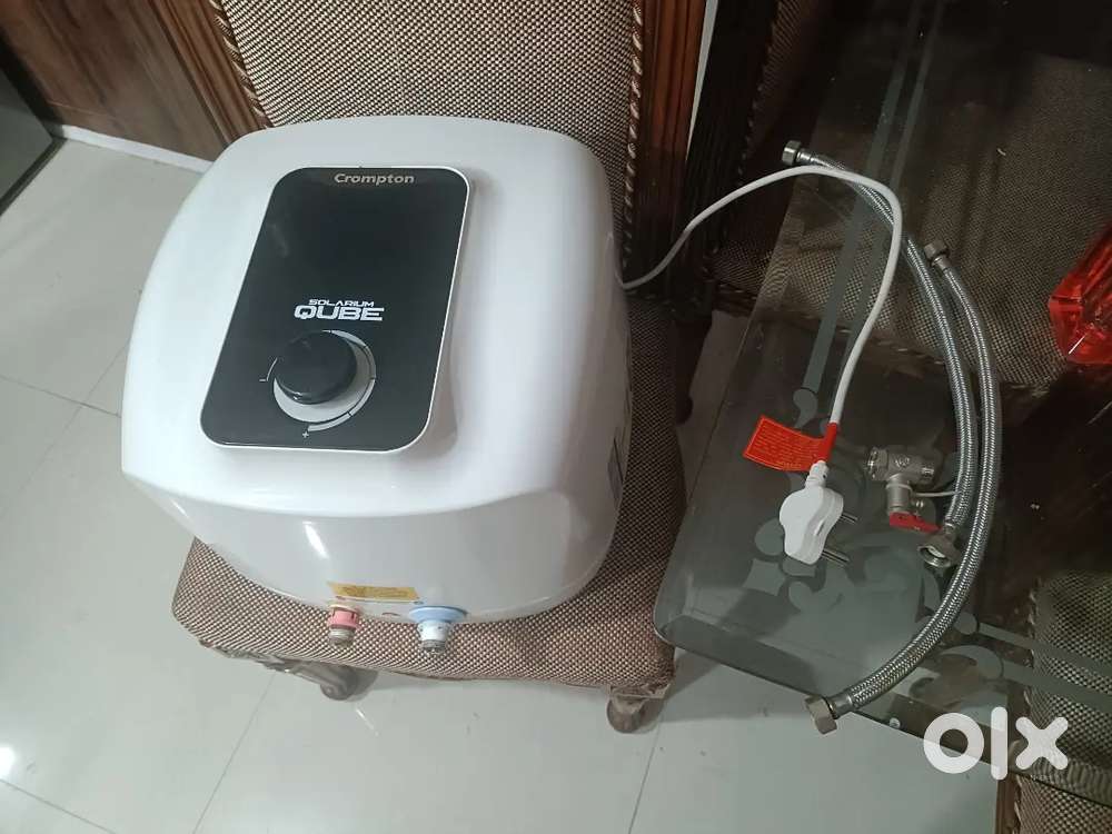 Crompton geyser 15 litre 5 stars rating