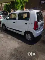 Maruti Suzuki Wagon R 2012 company fitted CNG in Good Condition