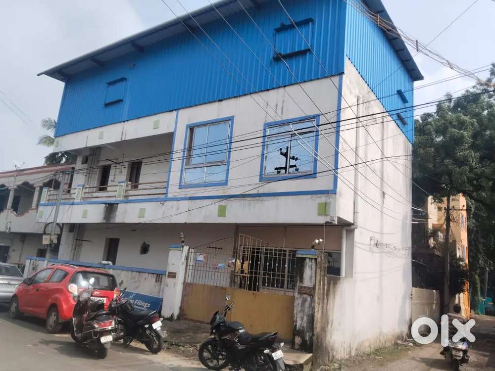 40 feet road 16 feet road corner good location g,+1