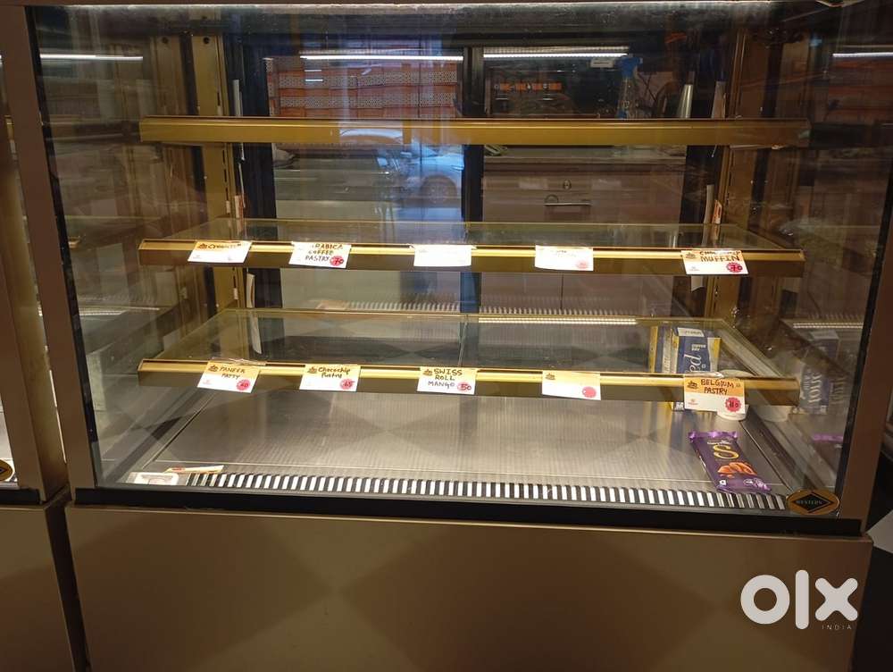 Western -pastry counter