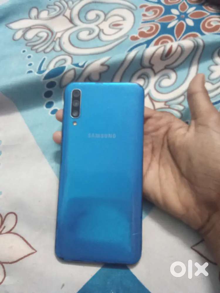 Samsung galaxy A50 charger he bil dibba sab he