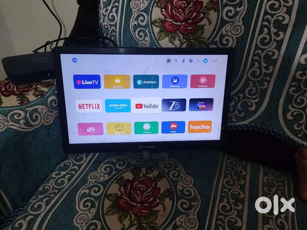 15 or16 or19 inch TFT screen Good condition urgentsale money need 5500