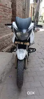 Good condition hai bike ki koi problem nahi hai