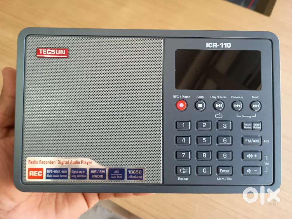 Tecsun ICR-110 AM/FM Radio, Only 25 Days used, Details below