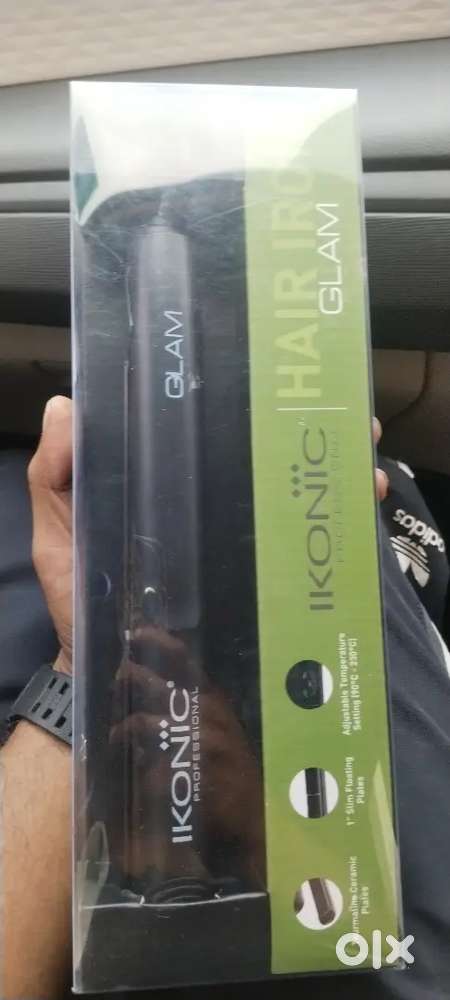 Iconic hair straightening iron machine