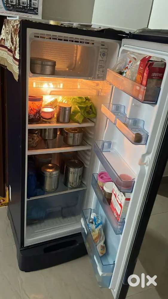Samsung fridge urgent to sale