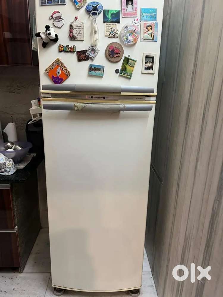 Fridge badhiya hai
