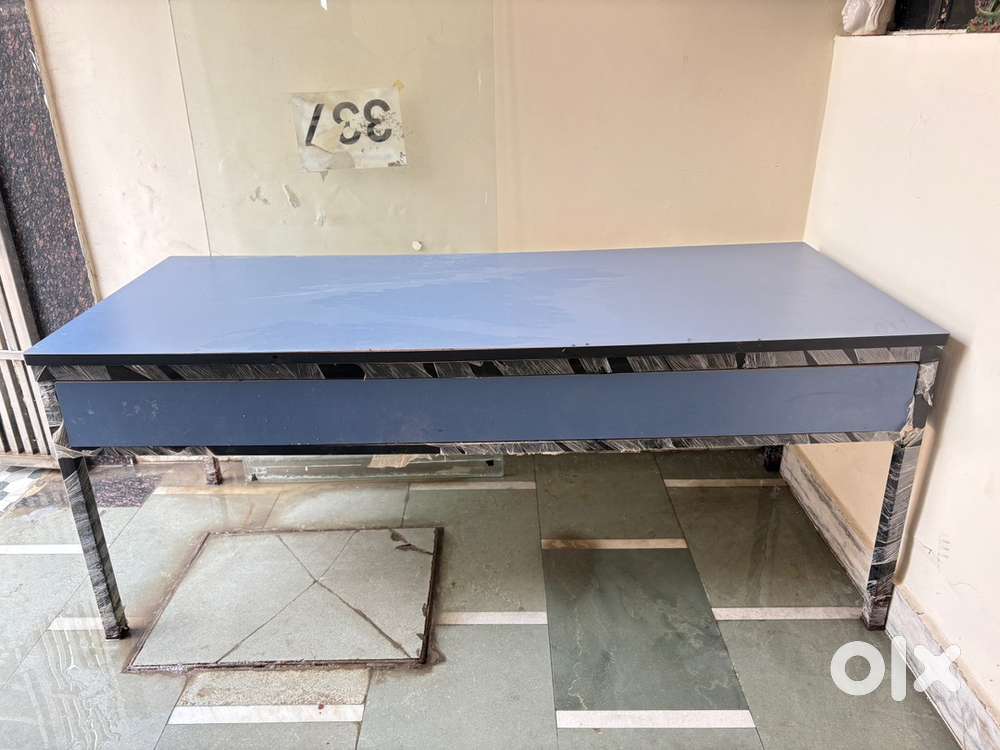 Corporate Table
