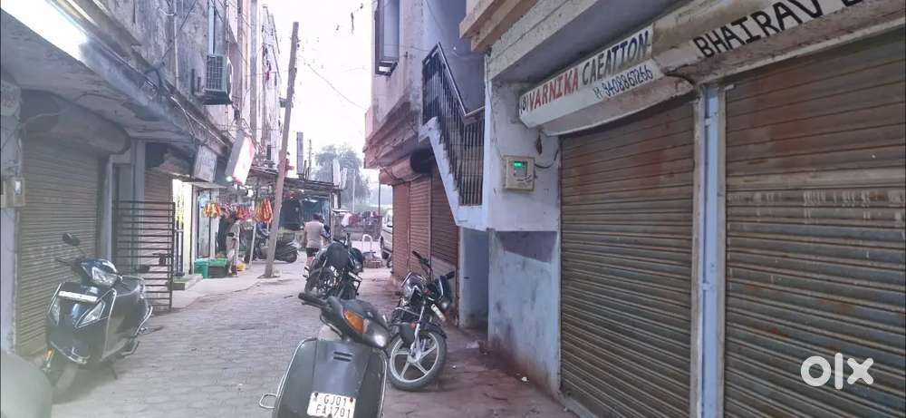 Shop for rent in Tejendra Complex opposite of upvan Residency