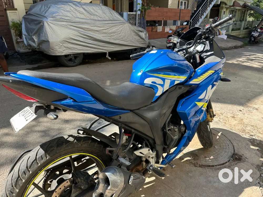 Selling Suzuki gixxer 160cc