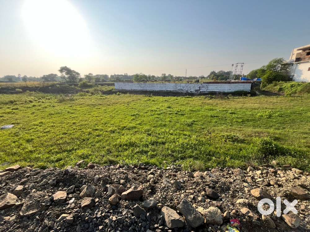 Patan bay pass road se laga hua plot