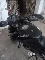 Selling Pulser 200 NS bike