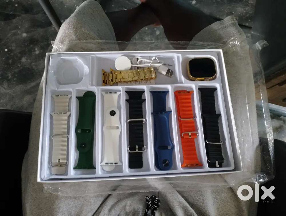 Smart watch 3 nos with straps 8 no s