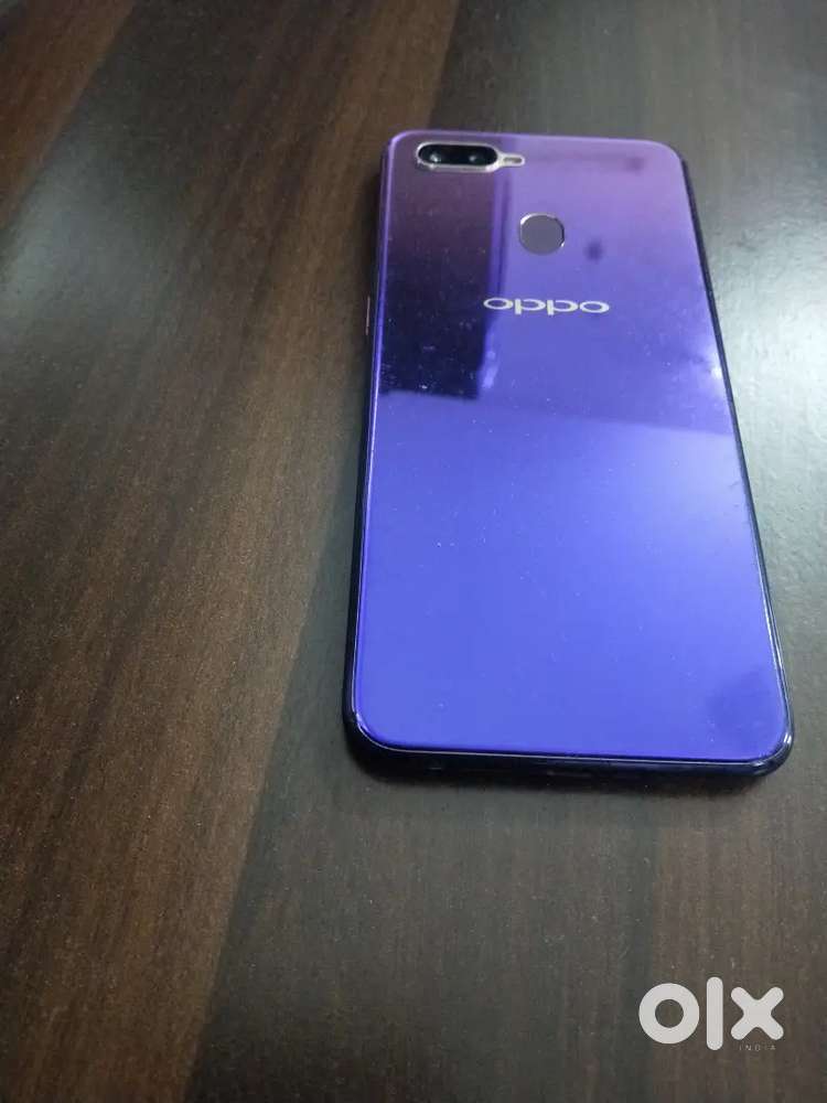 Oppo F9 Pro 6 gb ram 64 gb storage 6.7 inch display Fast charging sup