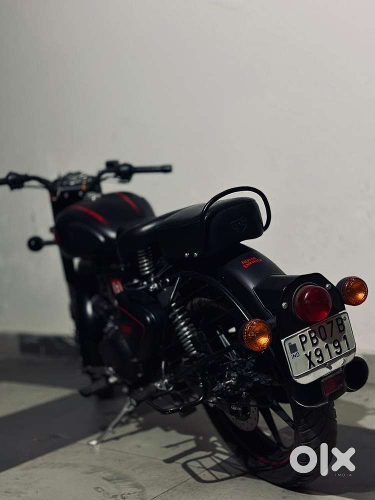 Royal enfield 350cc  for sale model 2021 stealth black colur vip no