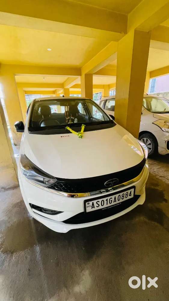 TATA TIAGO XT(0)