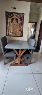 Dining table and 4 chairs