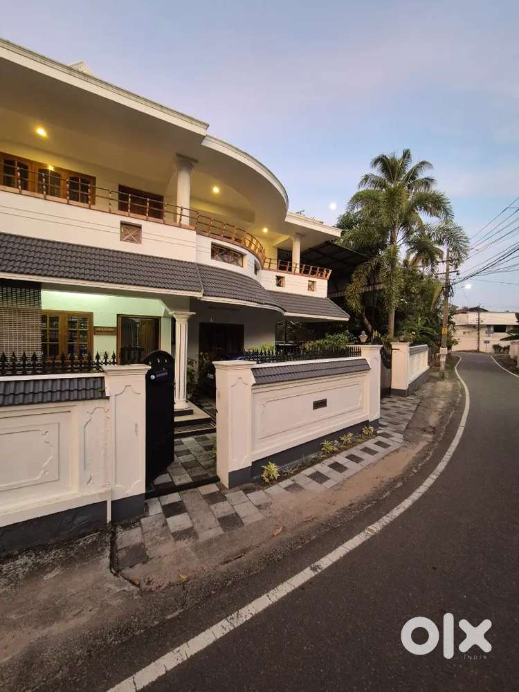 Posh two bed room house( First floor) near manorama office, Kollam.