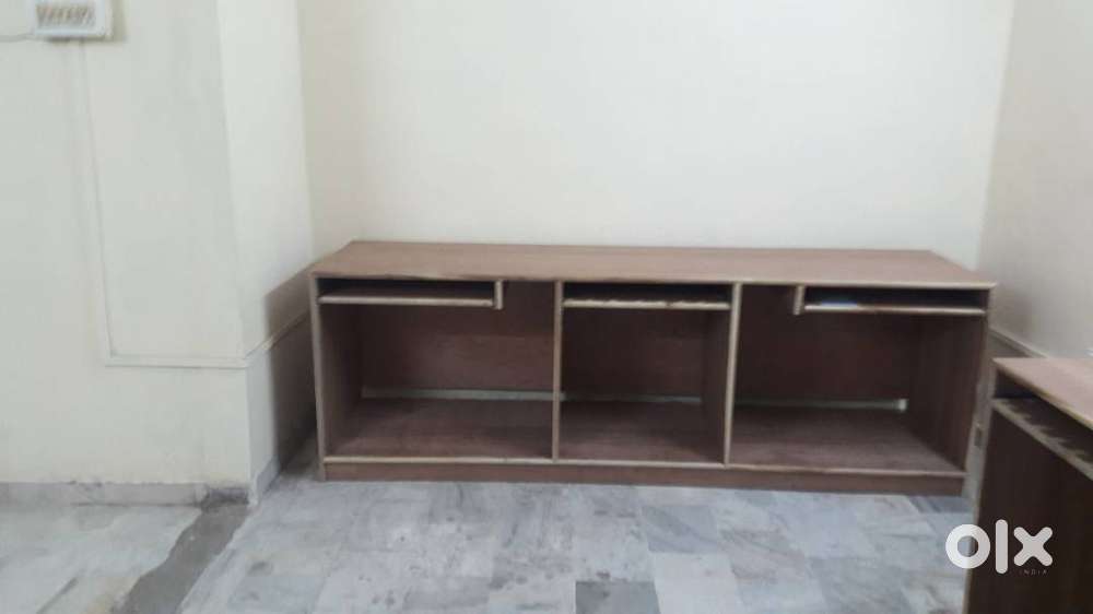 Table for 3 people