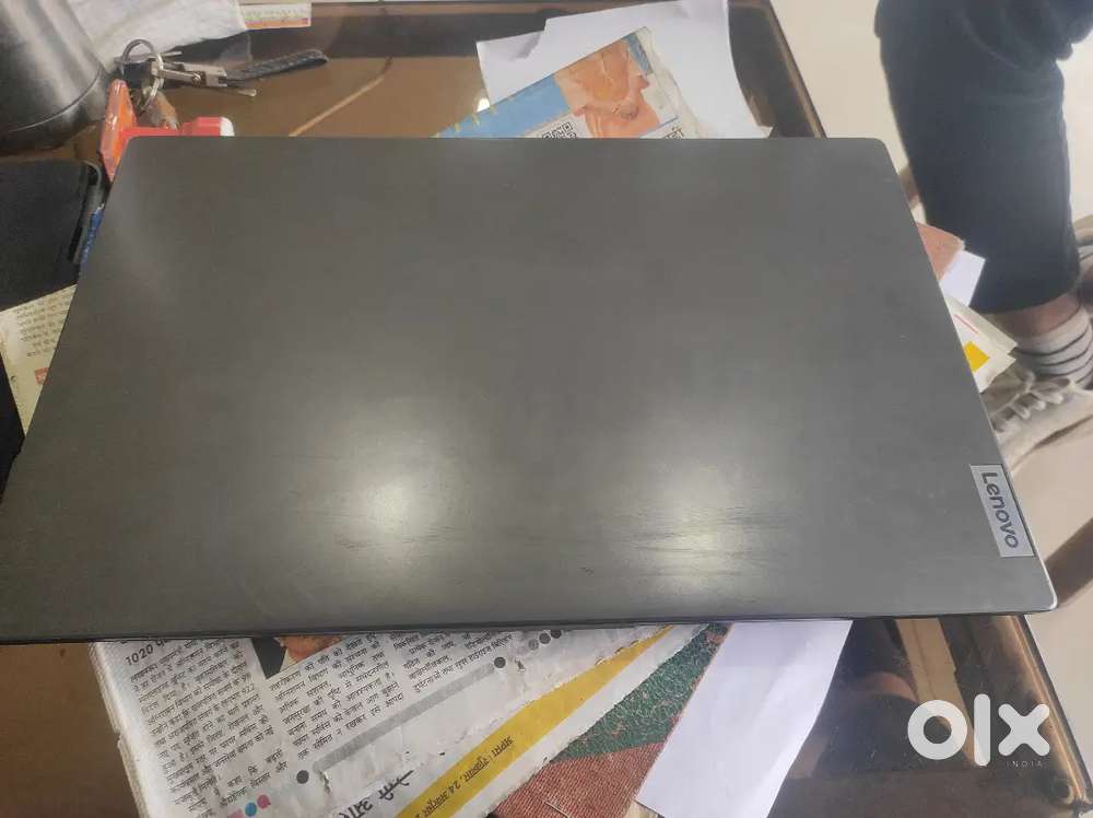 Lenovo v15