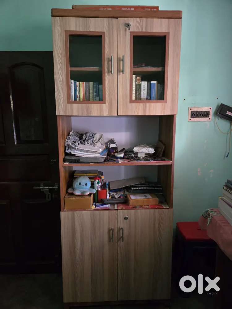 Bookshelf (only 3 months old)