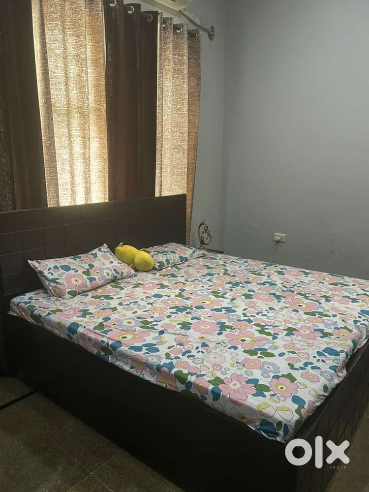 Double bed