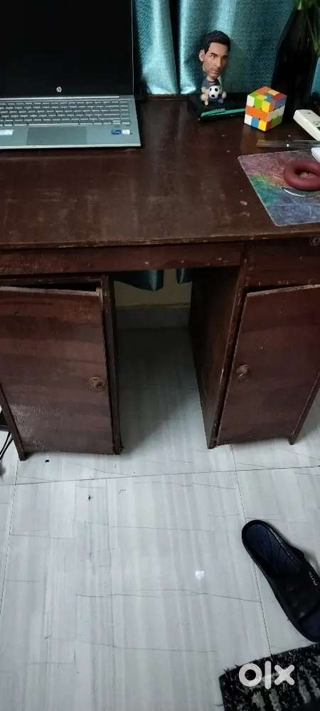 computer table