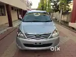Toyota Innova 2.5 V 7 STR, 2010, Diesel