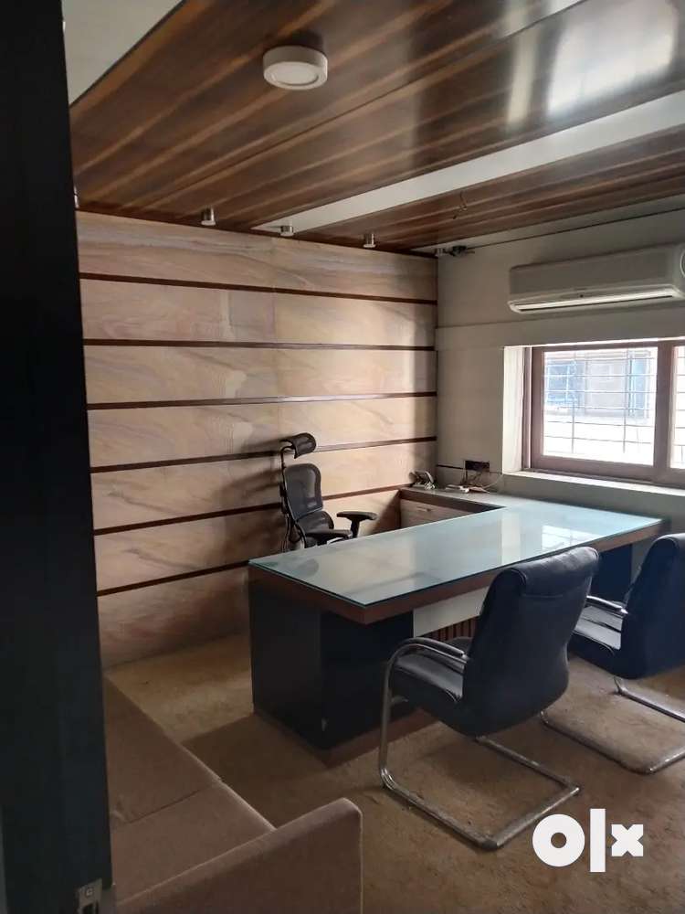 Furnished offices on rent