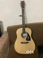 Takamin semi acoustic guitar