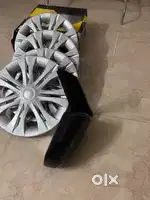 WHEEL CUP AND MIRROR TAPE 4   INNOVA