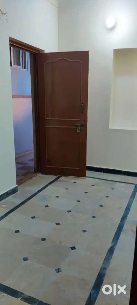 1 BHK house for rent and lease available 24Hrs Water facilities & CCTV