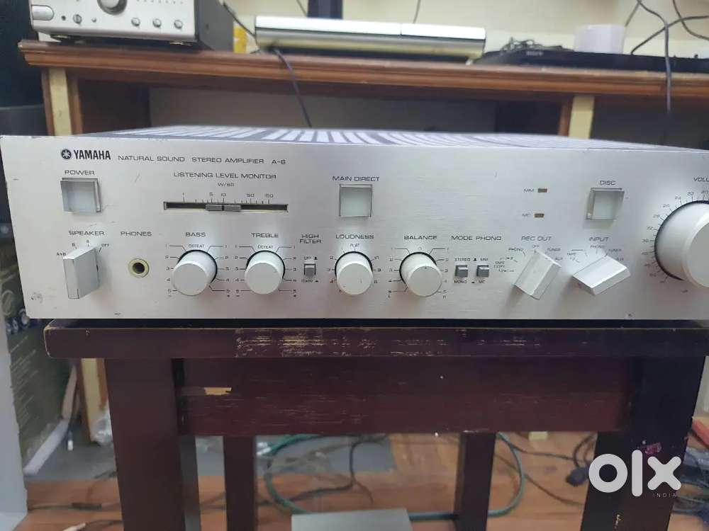 Vintage yamaha stereo amplifier