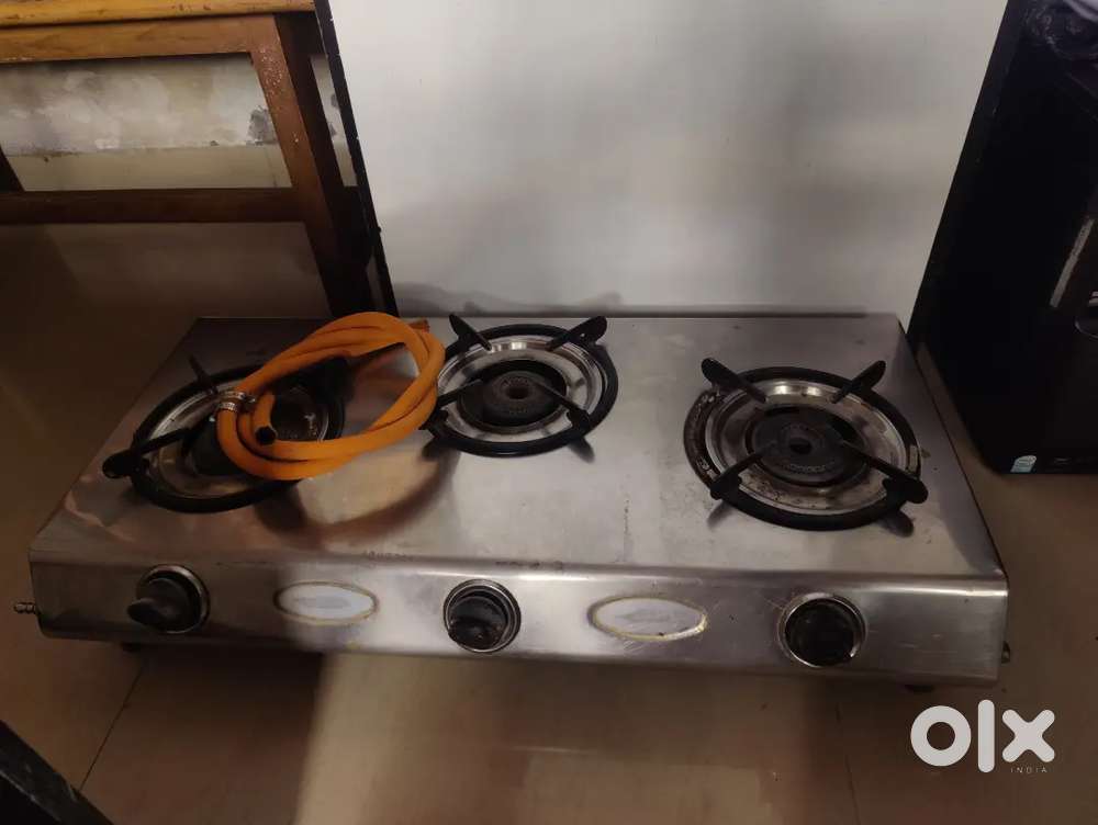 Steel gas stove