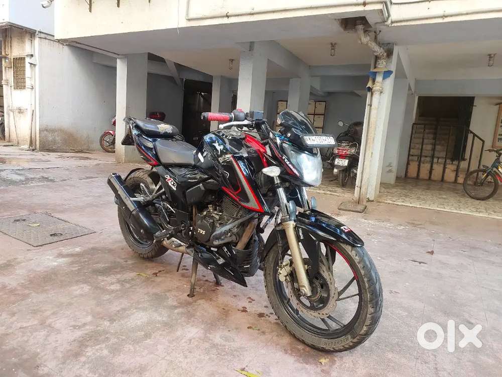APACHE RTR 200 DUAL CHANNEL ABS WITH RIDE CONNECT