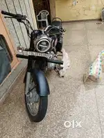 Bullet standard. Price fix h jis bhai ko Leni ho vo hi MSG kre f