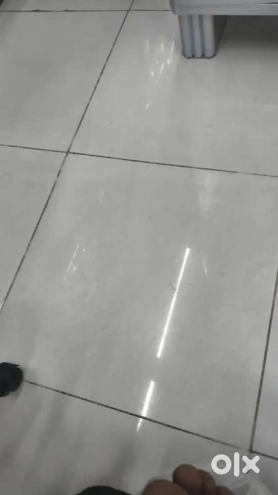 Flatmate need 1 person