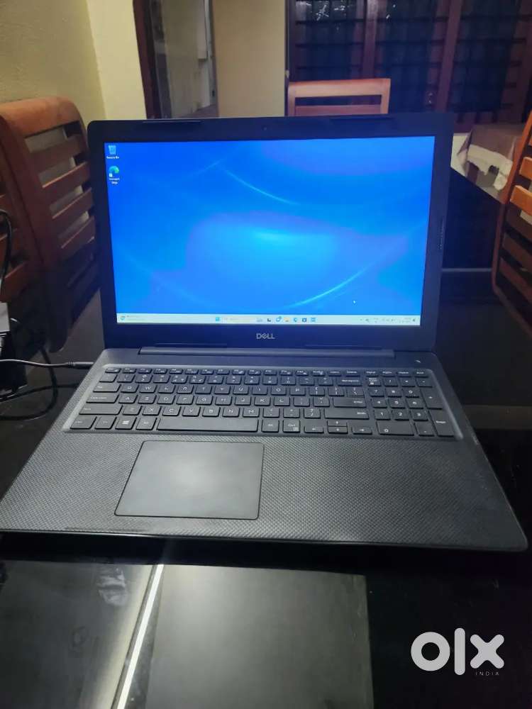 Dell Vostro 3590 i3