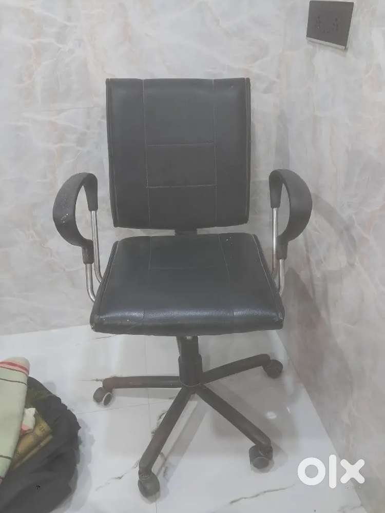 Chair with handrest