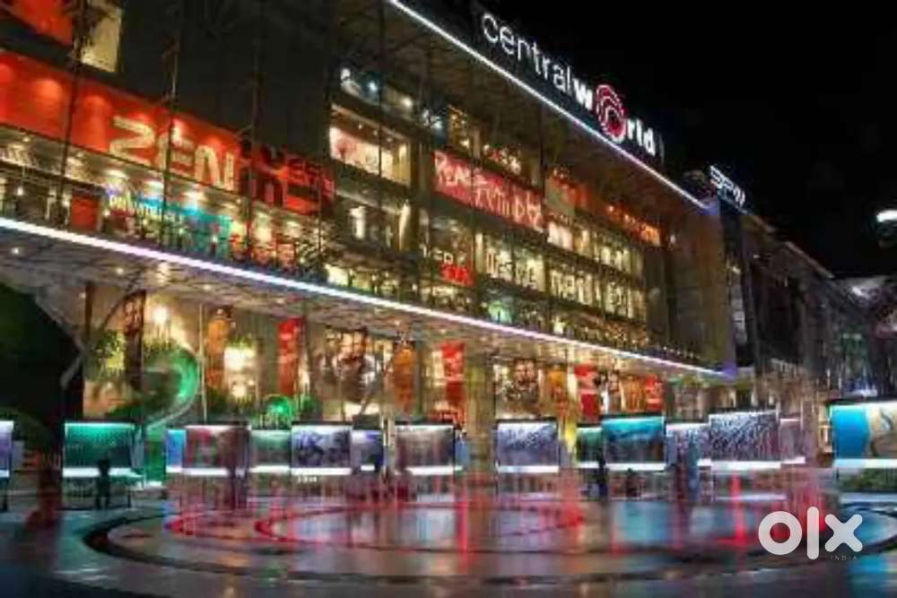 Graduate base staff Bharti Shopping mall