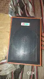 Mujhey apna speaker bech na hai