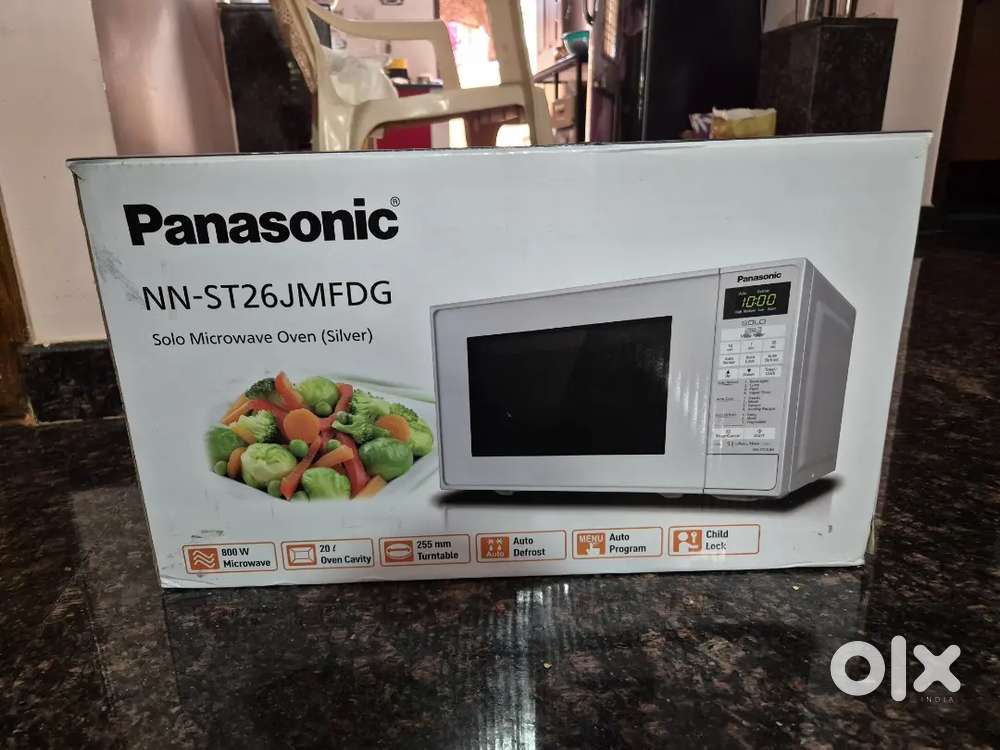 Panasonic Microwave Oven (Mint Condition) - Model NN-ST26JMFDG
