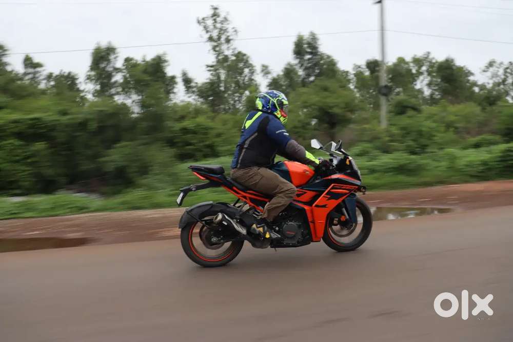 2022 KTM 390 RC