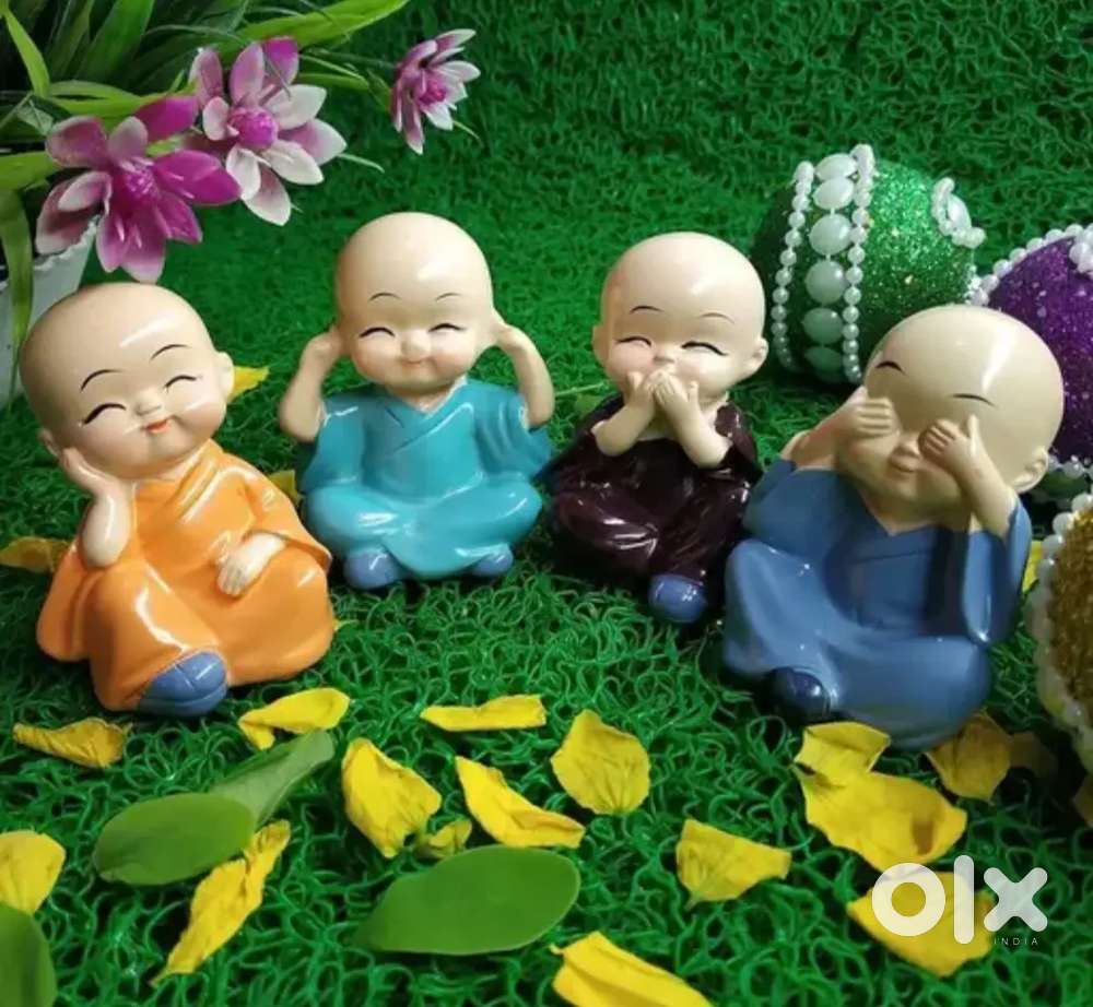 MONK 4 PIECES SET FOR HOME DECOR